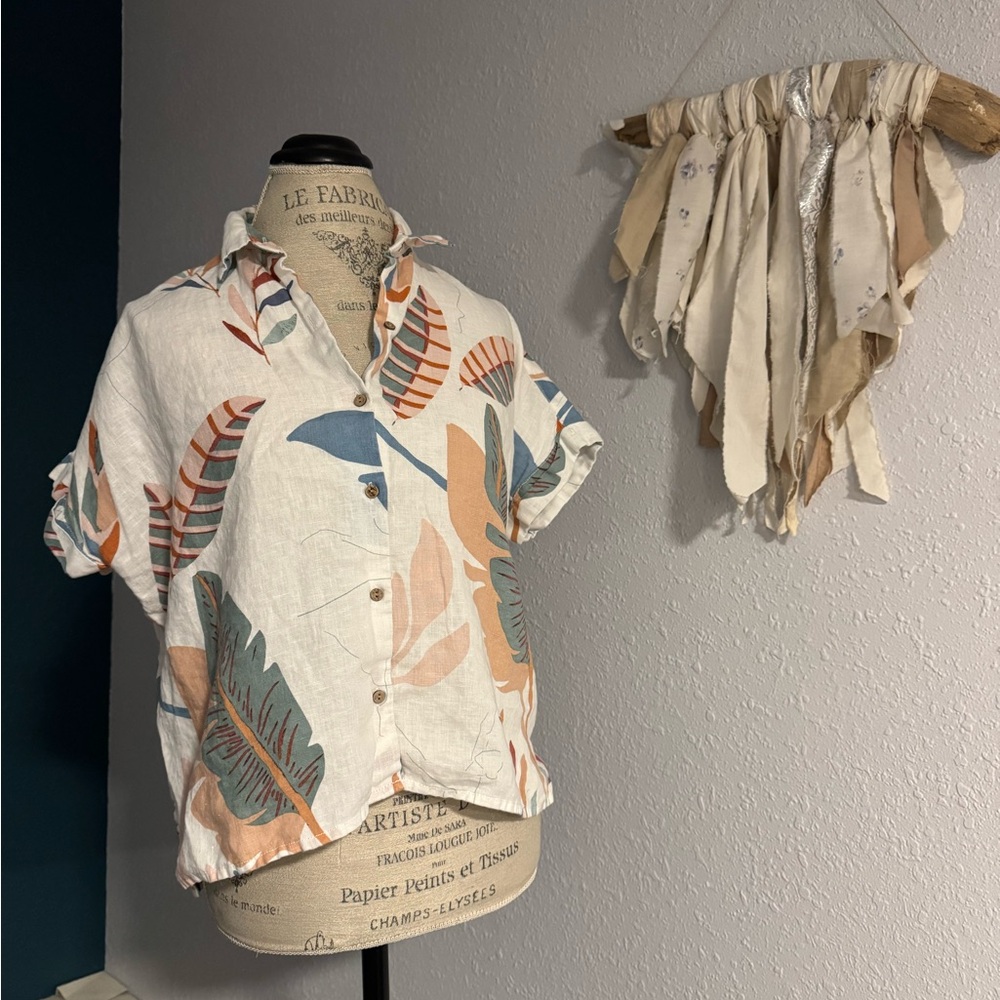 Cynthia Rowley 100% Linen Tropical Print Shirt